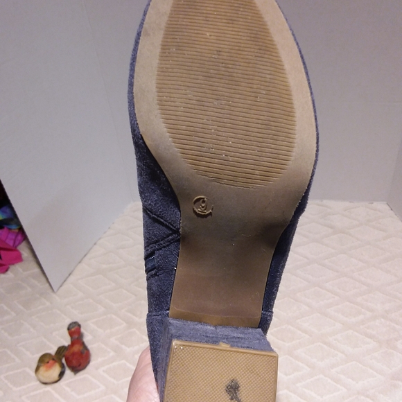 - Revamped faux suede stretch boots. - Picture 6 of 7